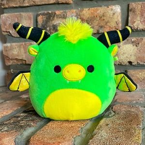BNWT 5” Bethuna Blacklight Dragon Squishmallow